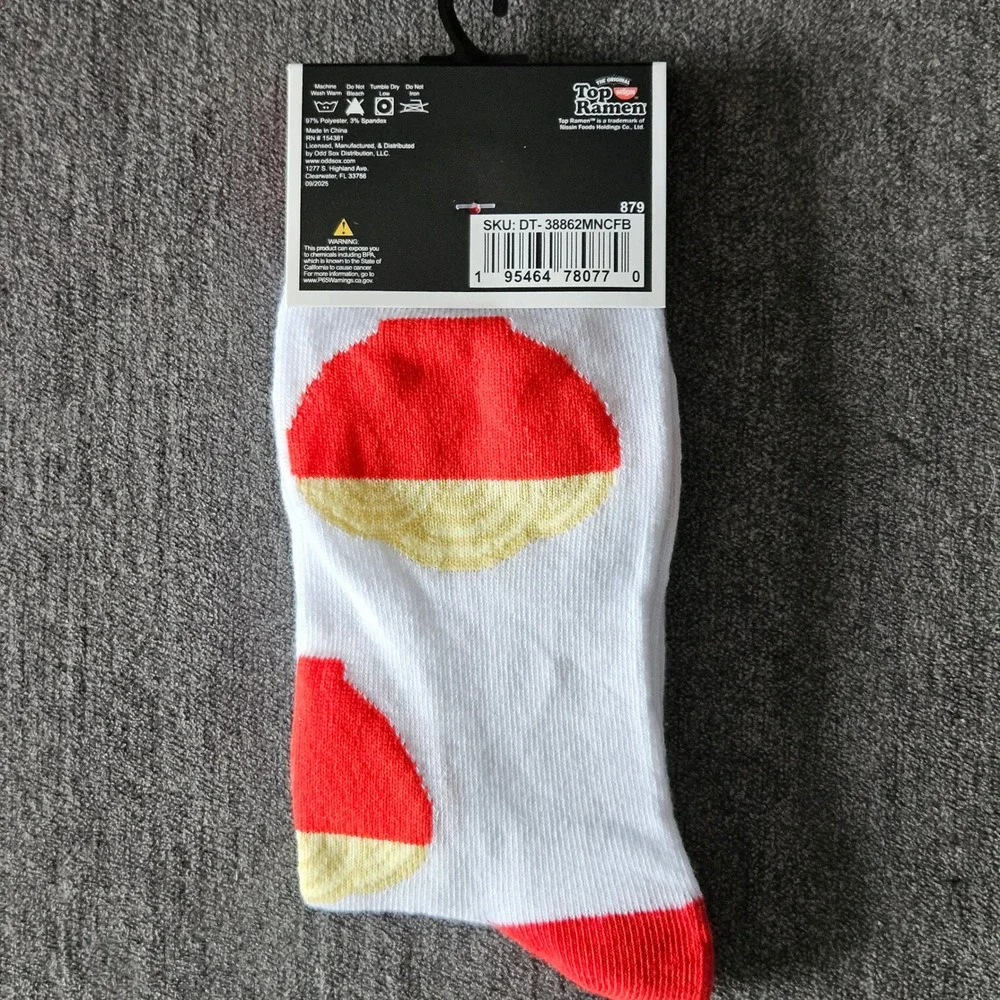 Nissin Top Ramen Crew Socks Mens‎ White Red Novelty Food Graphic Shoe Size 6-12